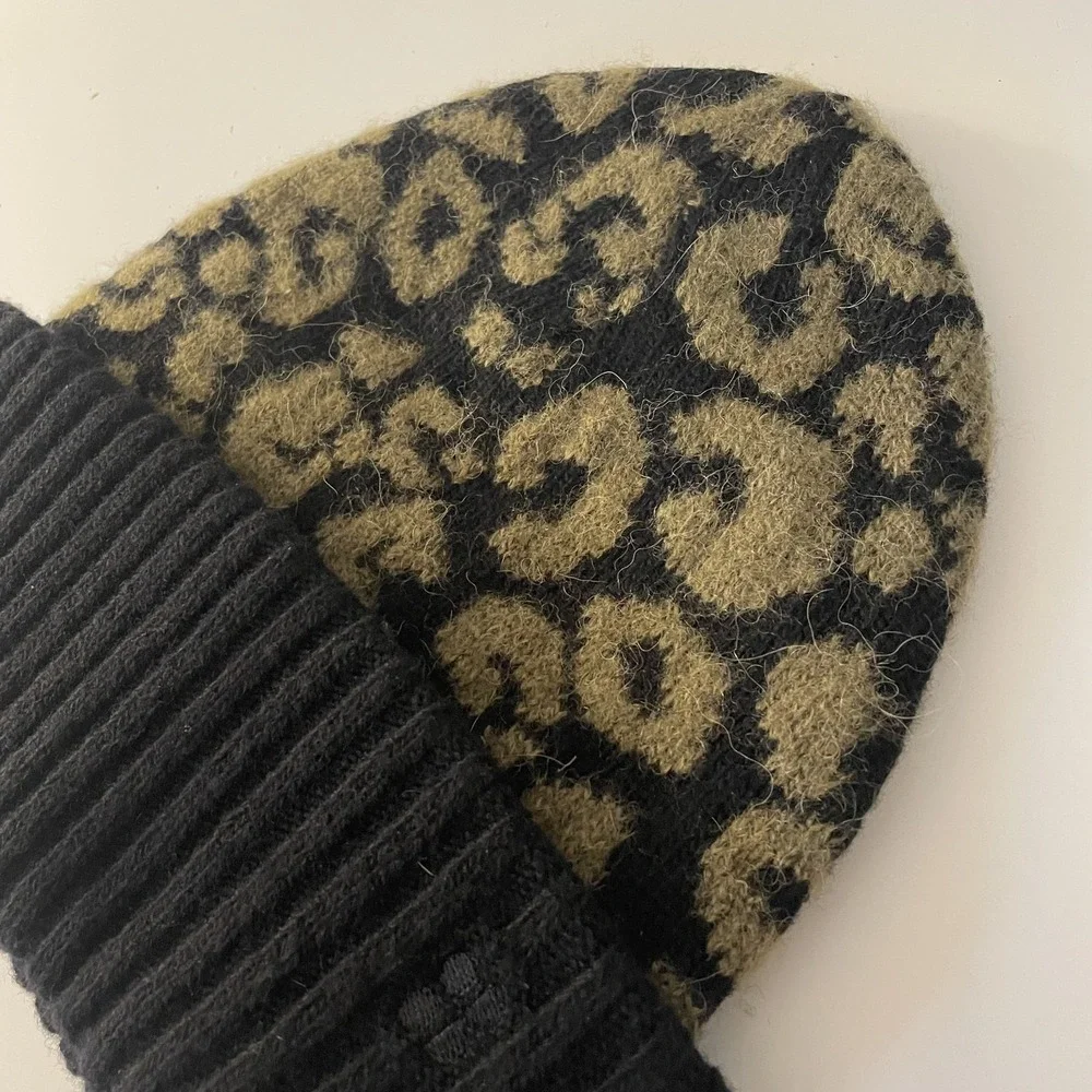 Sweaty Betty Alpaca Blend Leopard Animal Print Beanie Green‎ Black Chunky Knit